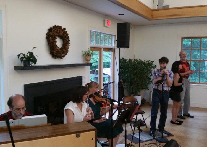 Concerts and dances with live music